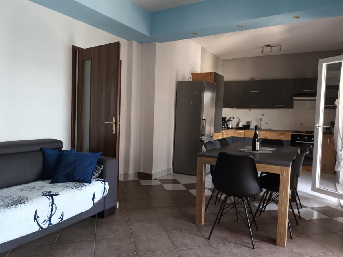 Sea View Apartment Sunrise Poljica & Blue Lagoon Rent A Boat Bagian luar foto