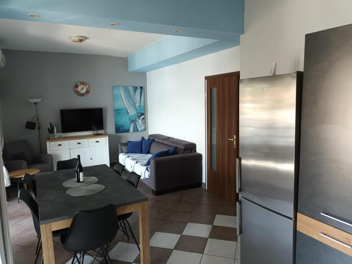 Sea View Apartment Sunrise Poljica & Blue Lagoon Rent A Boat Bagian luar foto