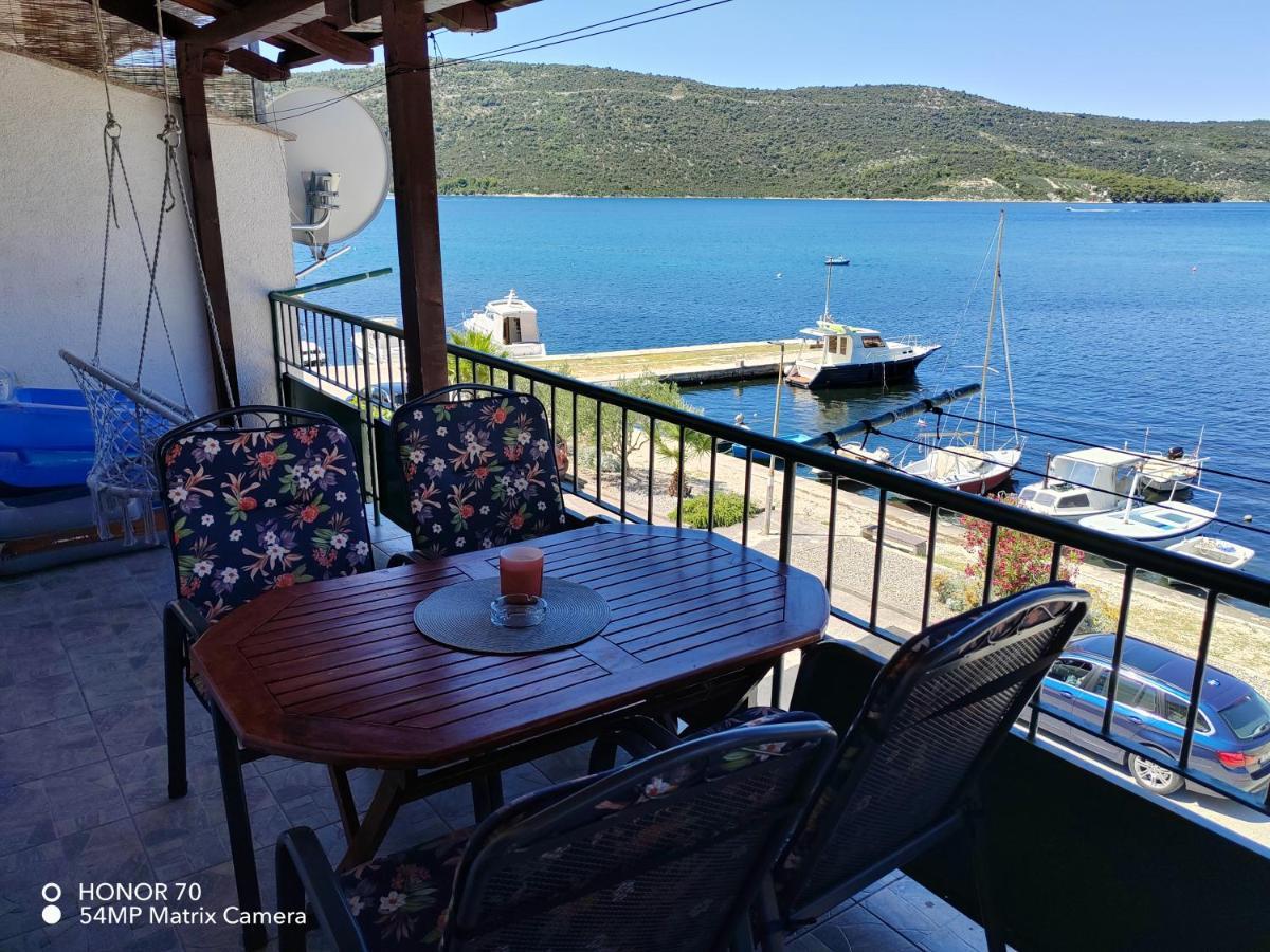 Sea View Apartment Sunrise Poljica & Blue Lagoon Rent A Boat Bagian luar foto